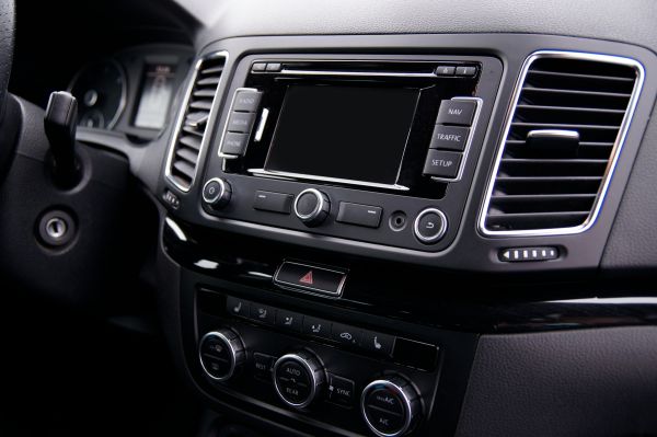 Les trucs et astuces pour profiter au mieux de la radio en voiture