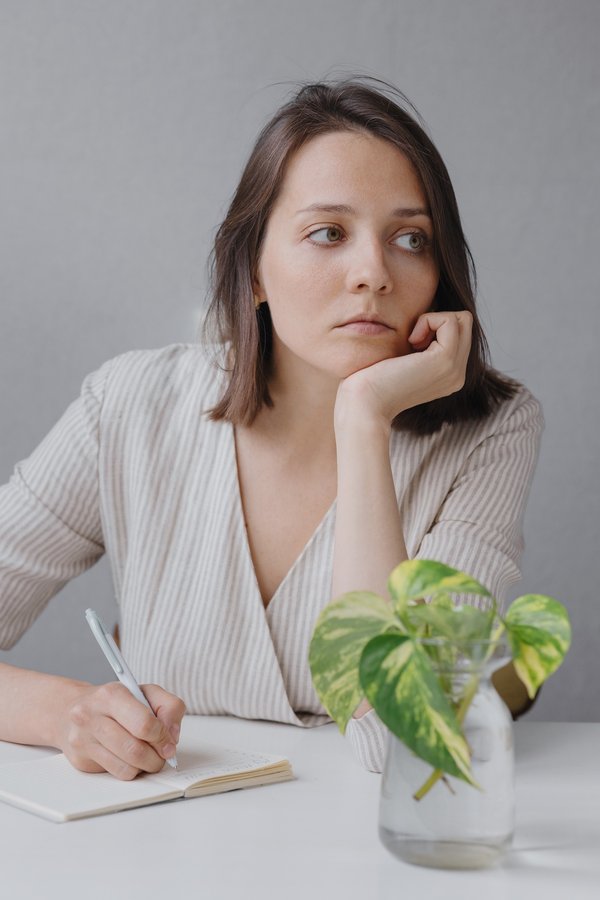 Comment écrire mon histoire : guide et conseils pratiques